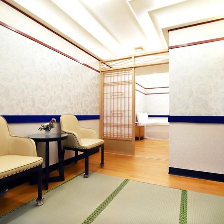 Phoenix Pavilion Hot Spring Hotel Taipei Esterno foto