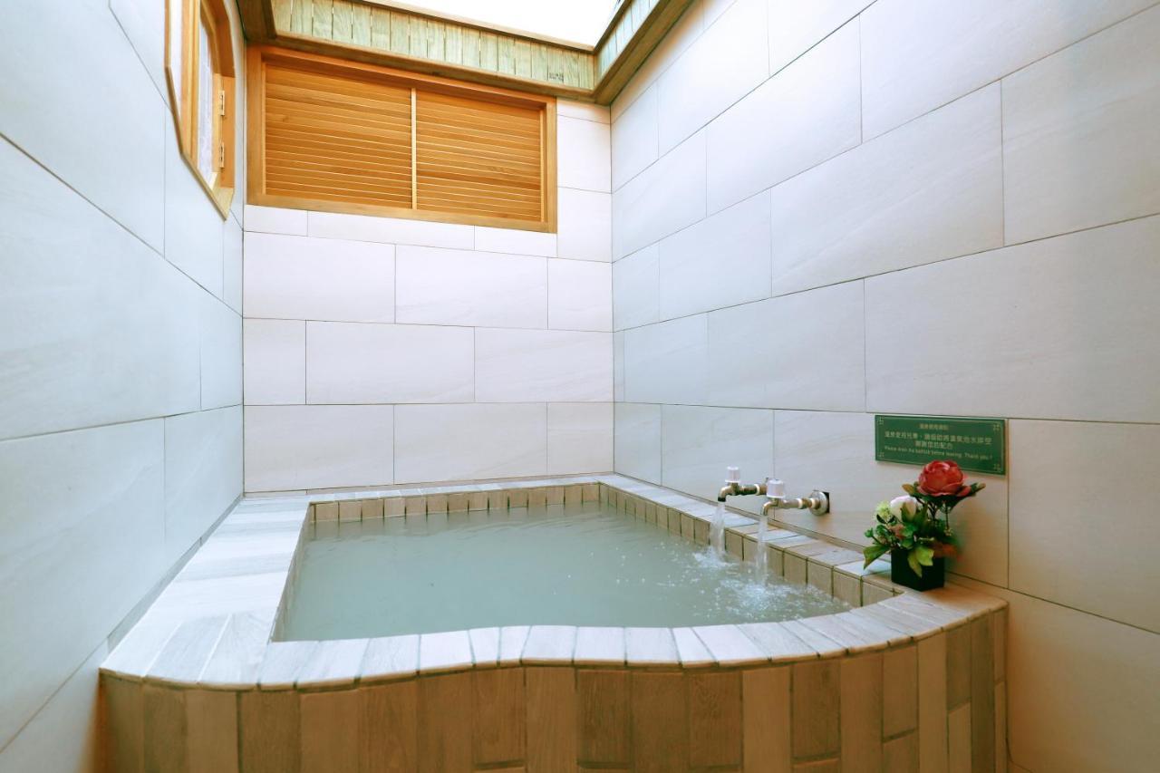 Phoenix Pavilion Hot Spring Hotel Taipei Esterno foto