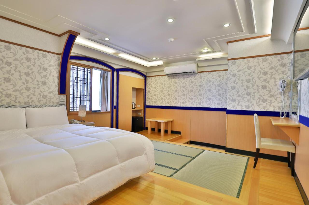 Phoenix Pavilion Hot Spring Hotel Taipei Esterno foto